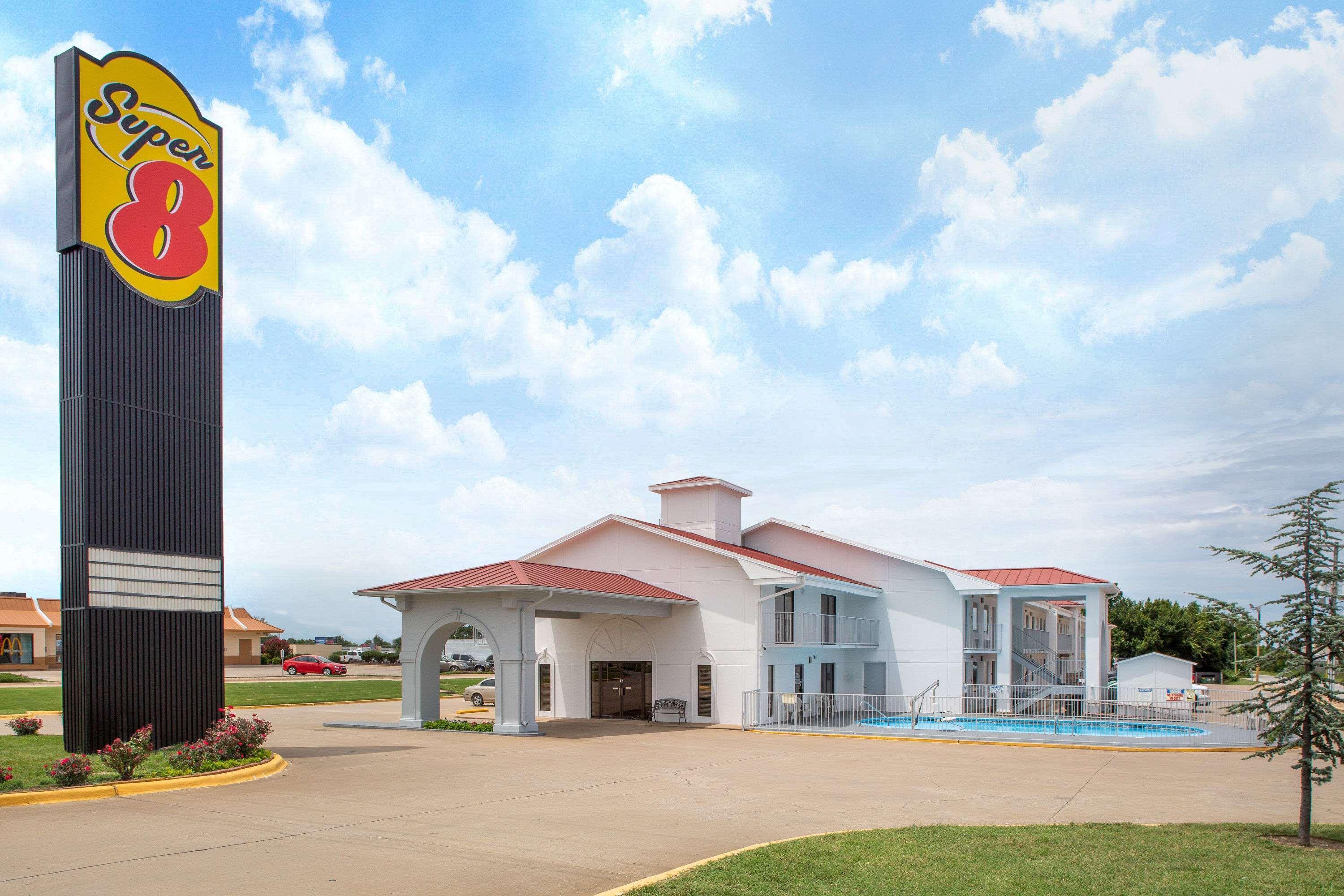 Super 8 By Wyndham Springdale Ar Motel Exterior photo