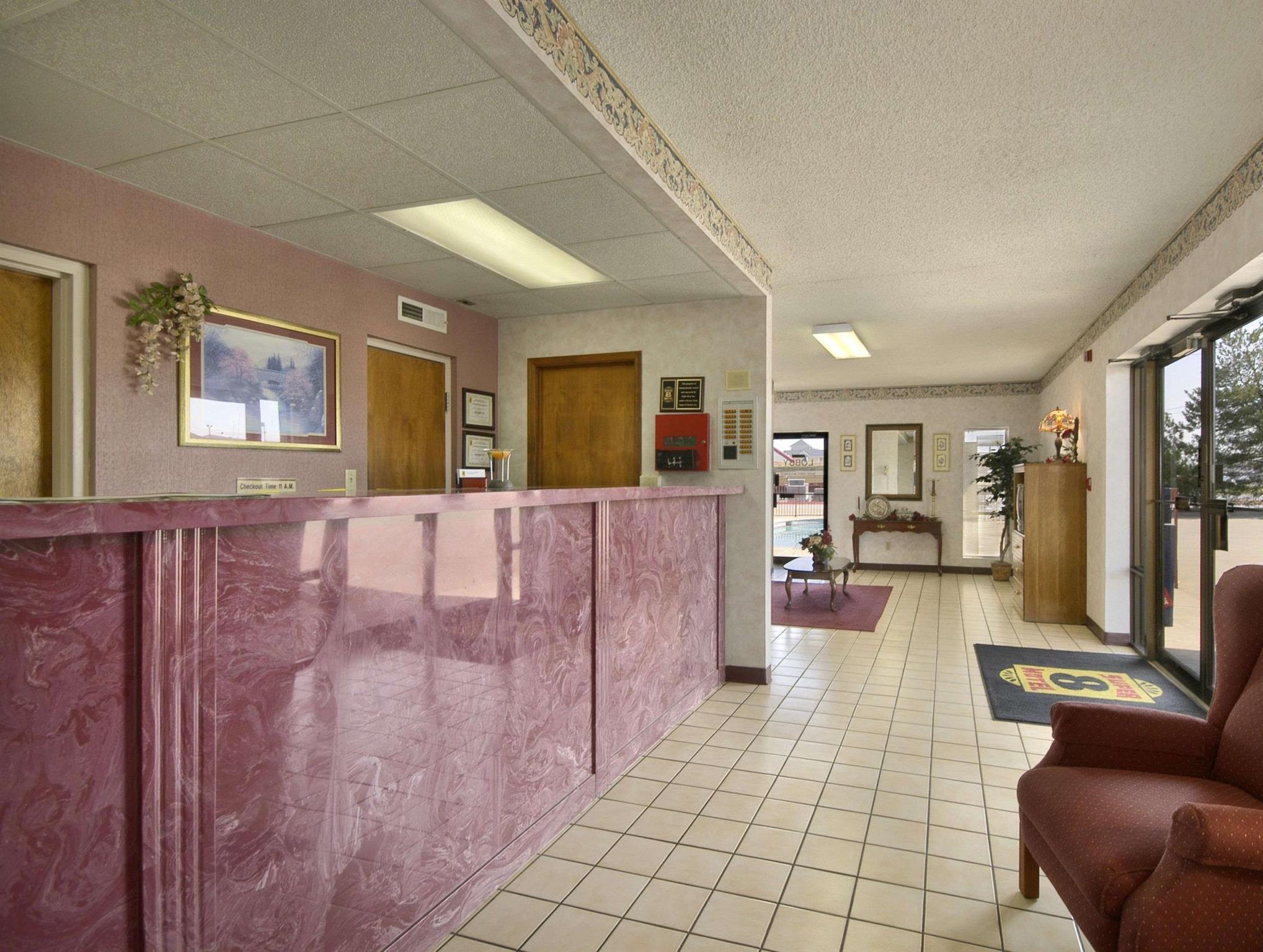 Super 8 By Wyndham Springdale Ar Motel Exterior photo